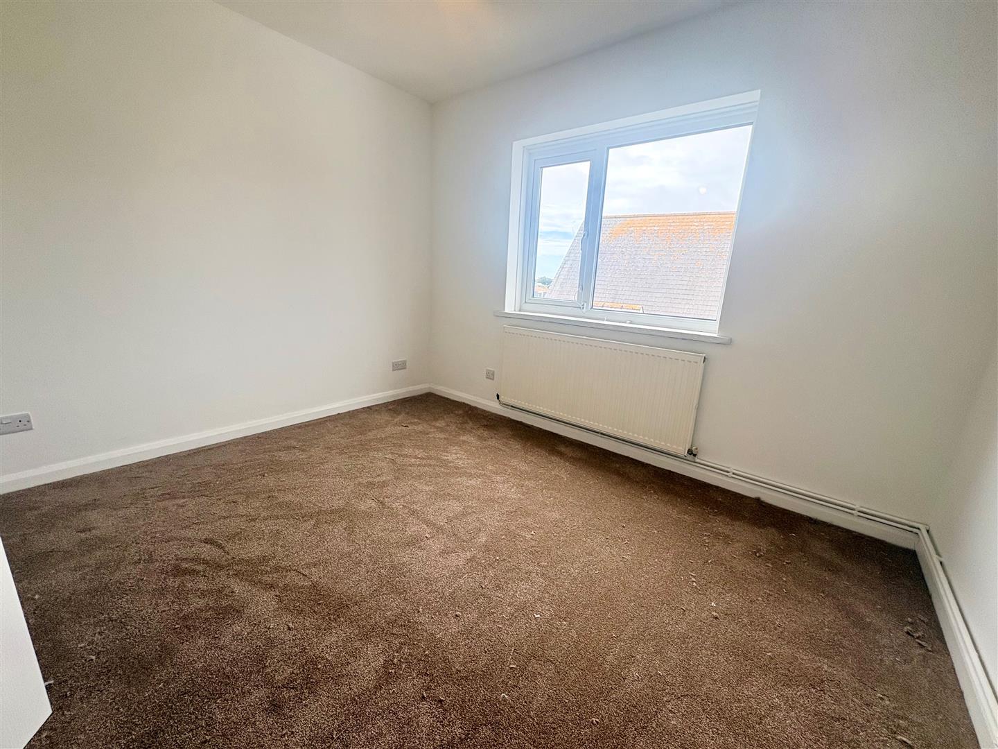 3a The Precinct, Rowan Drive, Porthcawl, CF36 5AT